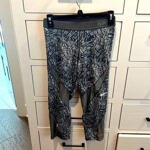 Nike Pro Leggings - Grey (Medium)